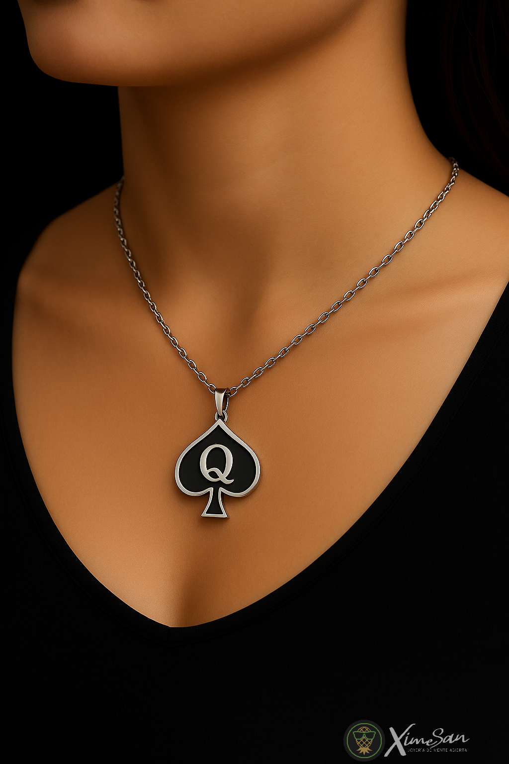 Dije Gran Reina de Picas – Poder y erotismo en un símbolo