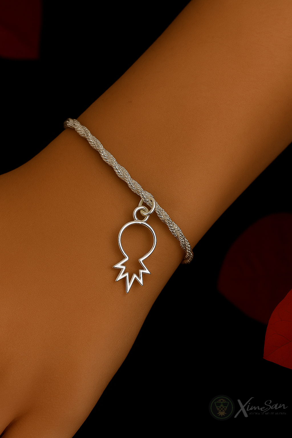 Dije Piña Erótica – Elegancia para vivir sin límites